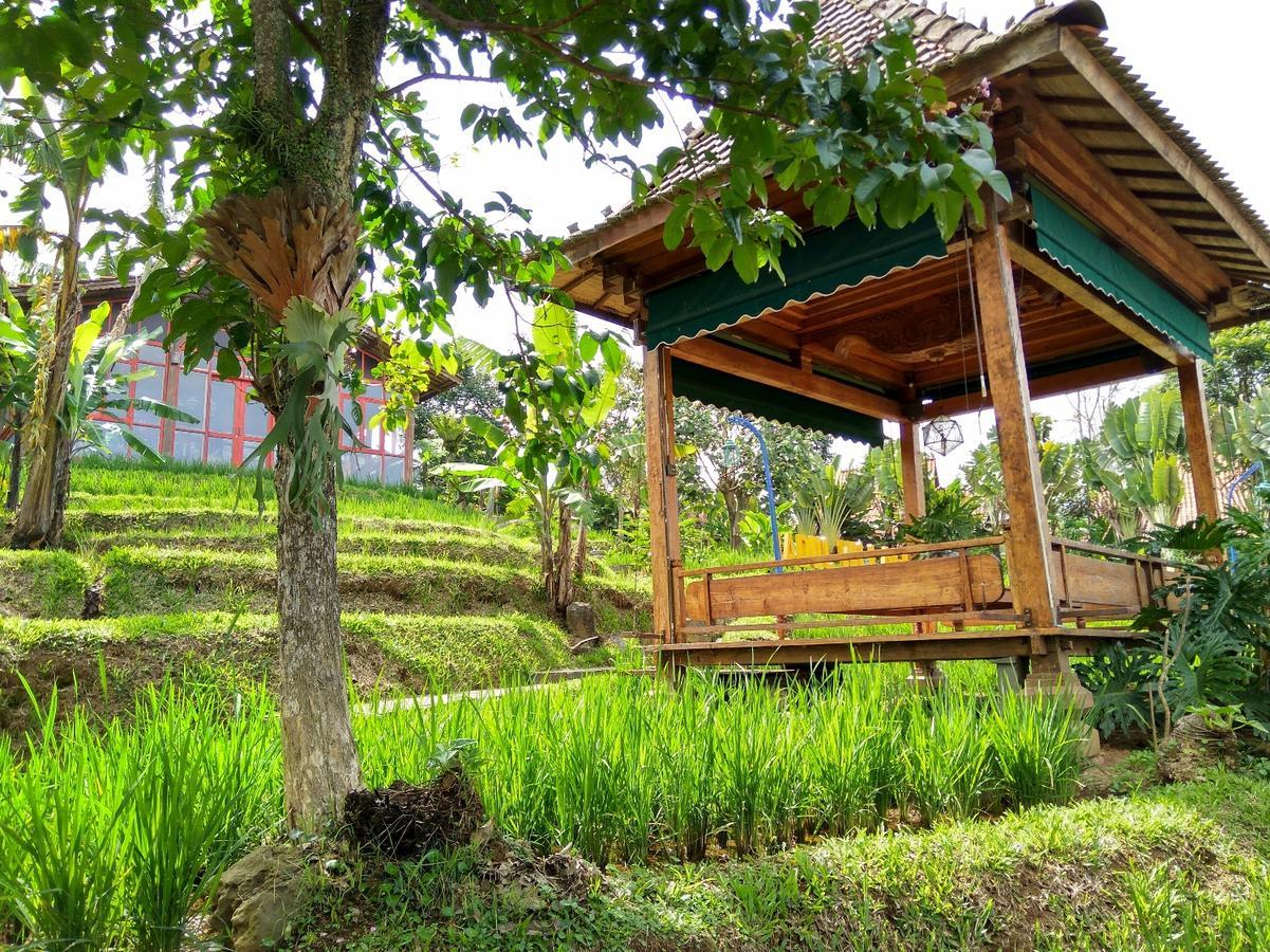 Jadul Village Resort Lembang Exteriör bild